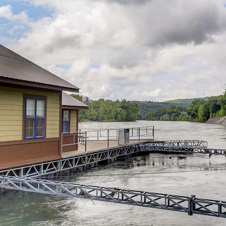 Updated Lake Taneycomo Condo With Screened Porch! Branson Esterno foto