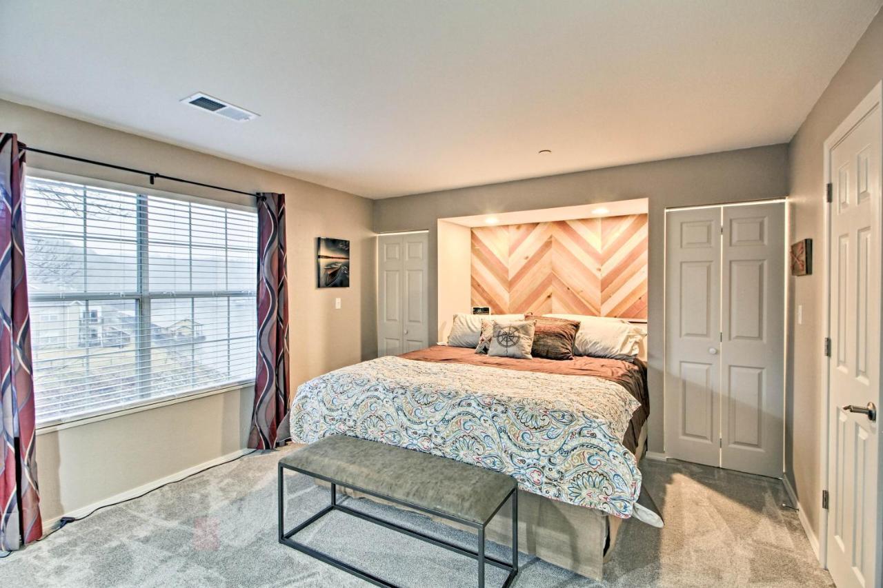 Updated Lake Taneycomo Condo With Screened Porch! Branson Esterno foto